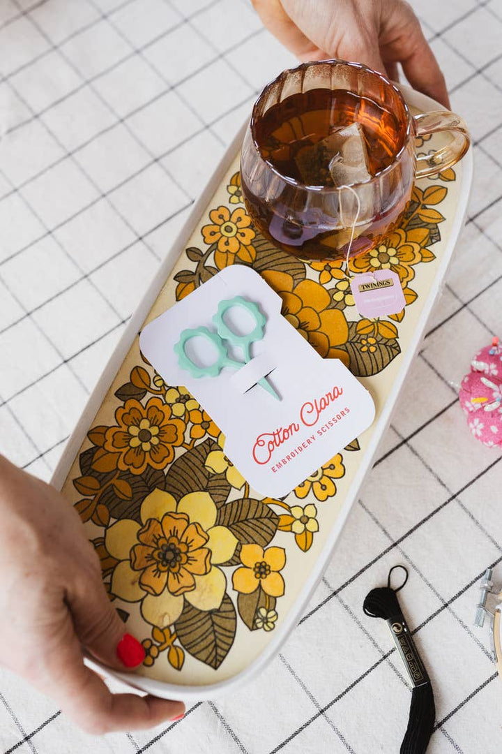 Mini Sunflower Embroidery Scissors: Turquoise